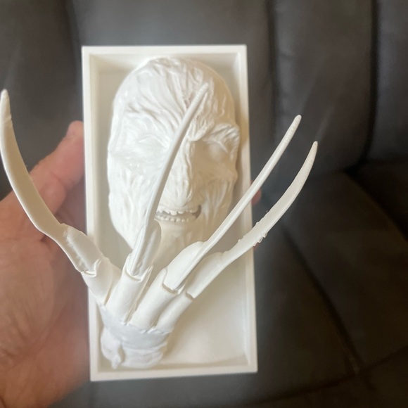 Freddy Krueger Bookend | Nightmare on Elm Street | Horror Decor - Picture 5 of 7